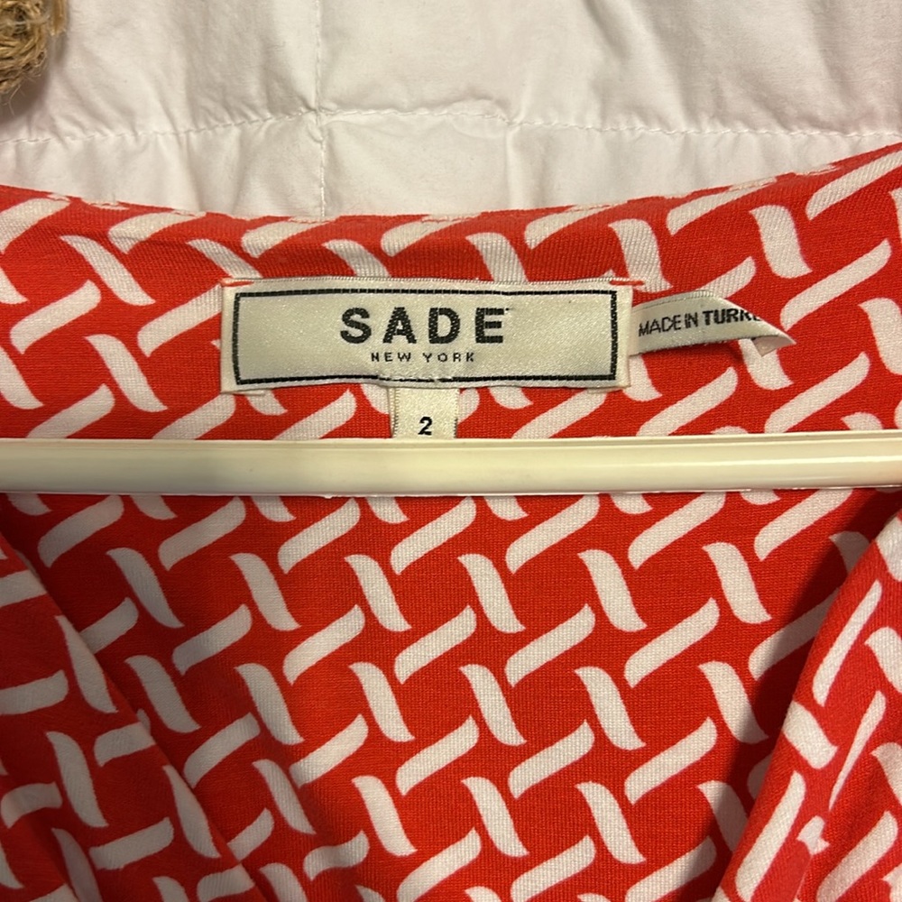 Sade fit and flare woman’s dress size 2 - Picture 3 of 5